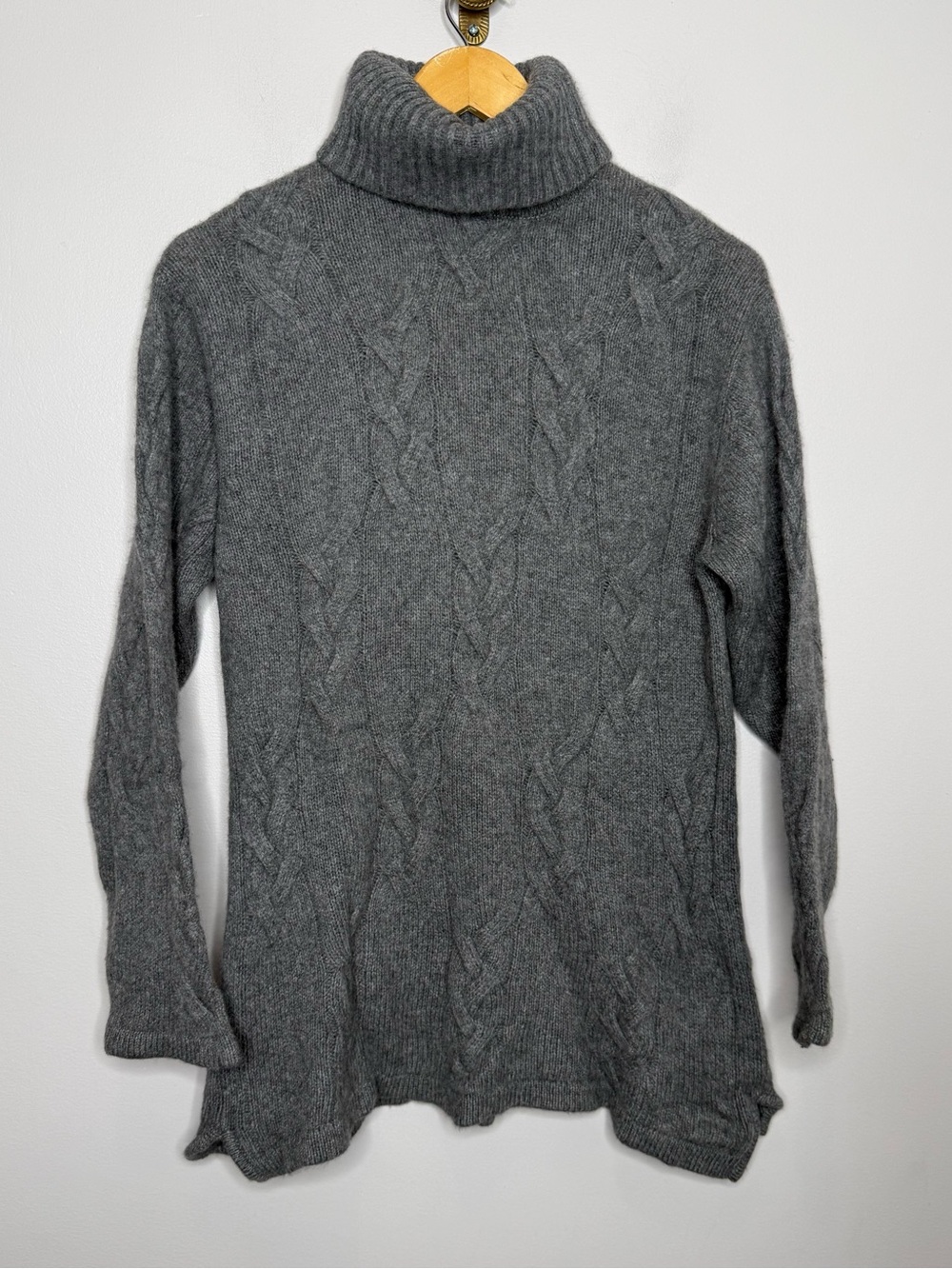 Mariele Waithe 100% Cashmere Turtleneck Cable Knit Sweater